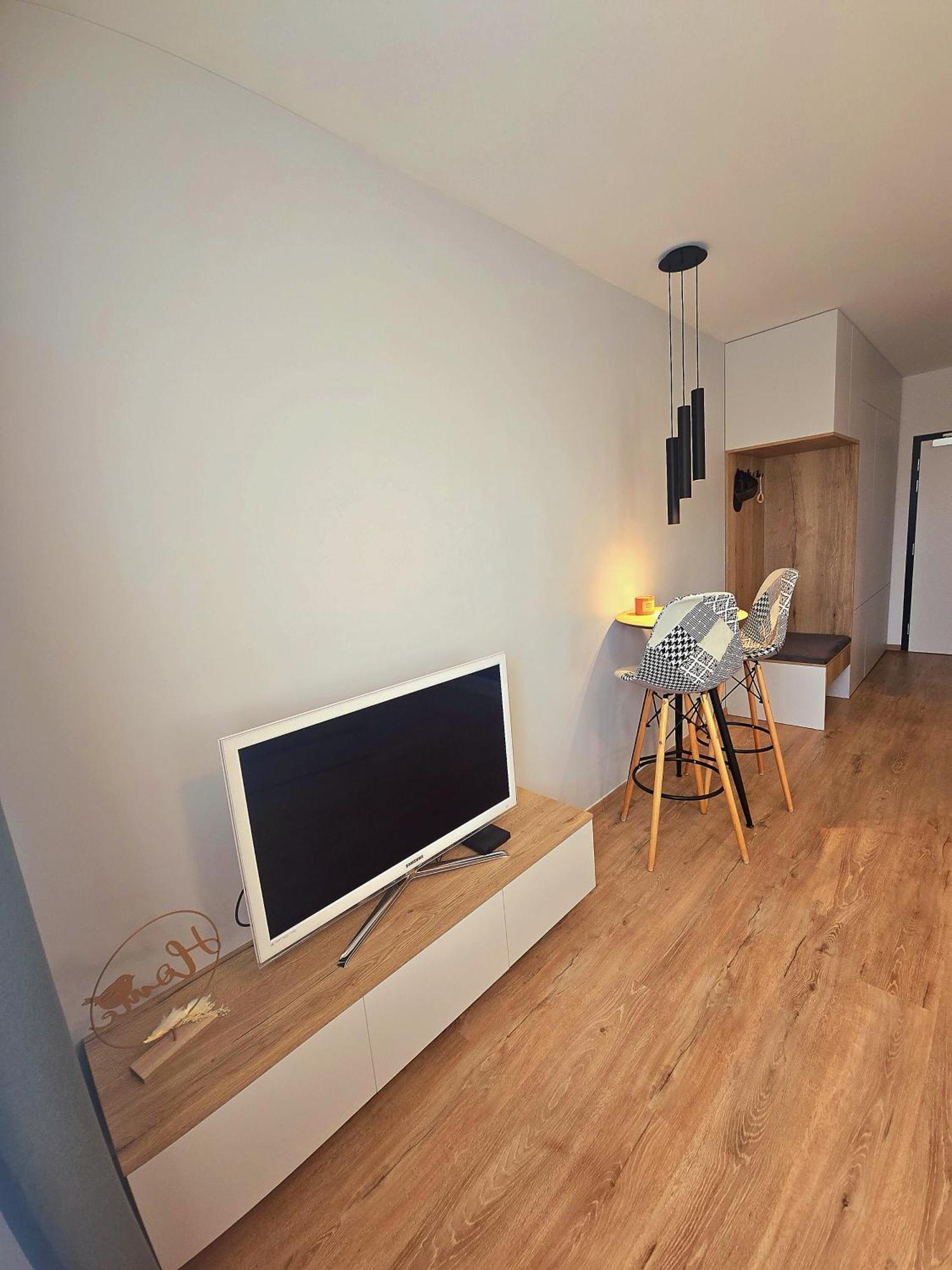 Апартаменти Like Home, Coffee Or Tea & Parking Free *